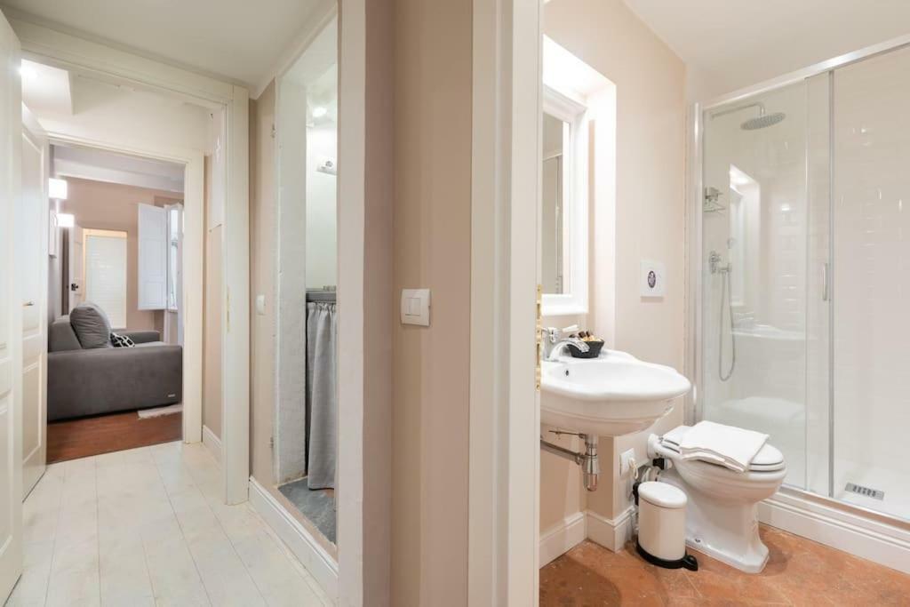 Apartment Scala Via Borgo Pinti