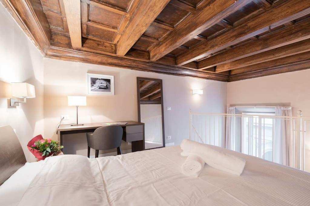 Apartment Scala Via Borgo Pinti *